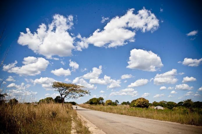 strada d'Africa, Mozambico safari, nuvole, panorama