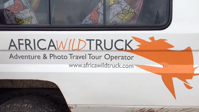 Crossing Zambia with Africa Wild Truck safari viaggio turismo